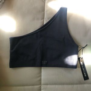 Set active one shoulder top